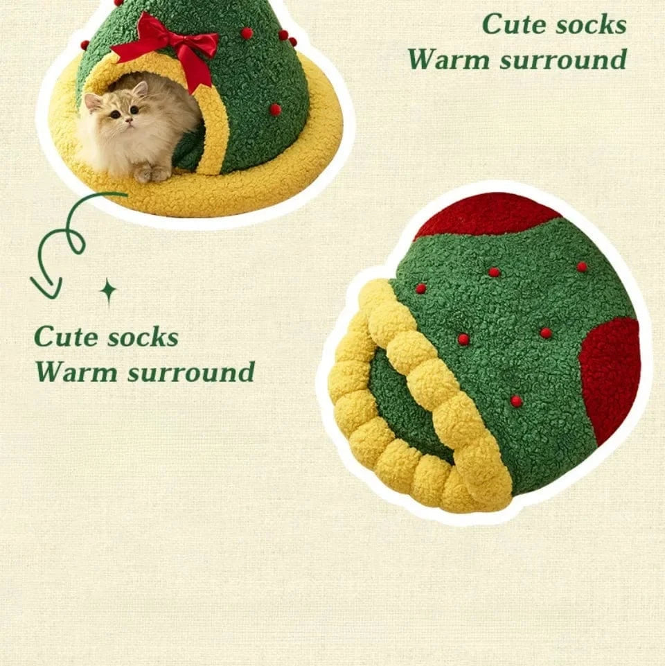 TechnuPet Cat Bed Semi-Closed Christmas Tree Cat & Dog Bed