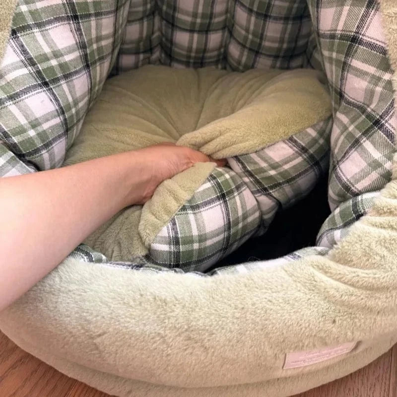 TechnuPet Cat Bed Semi-Enclosed Warm Cat Nest Bed