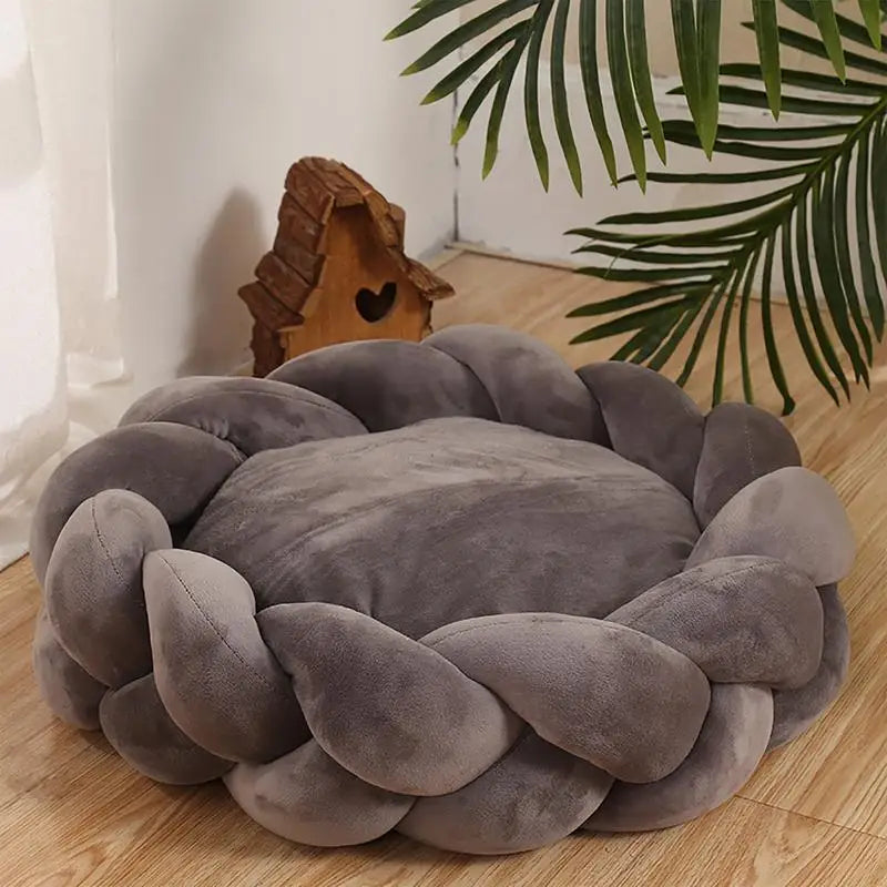 TechnuPet Heated Cat Bed Soft Washable Round Cat Bed